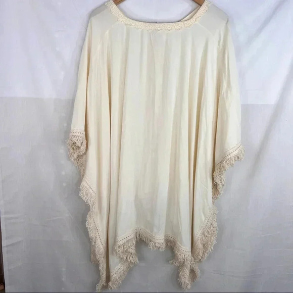 Anthropologie OTHERS FOLLOW Cream Fringe Poncho One Size Womens Boho Lagenlook - Picture 5 of 11